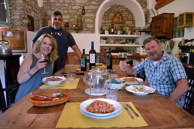 Chianti Classico and Super Tuscan 3 Winery Tour - Pace and Comfort: Air-Conditioned Minivan, Small Groups, Real Time to Ask Questions