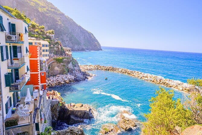 Cinque Terre and Pisa Full Day Tour from Florence - Starting in Florence: 7:00am, one meeting point, and a long stretch