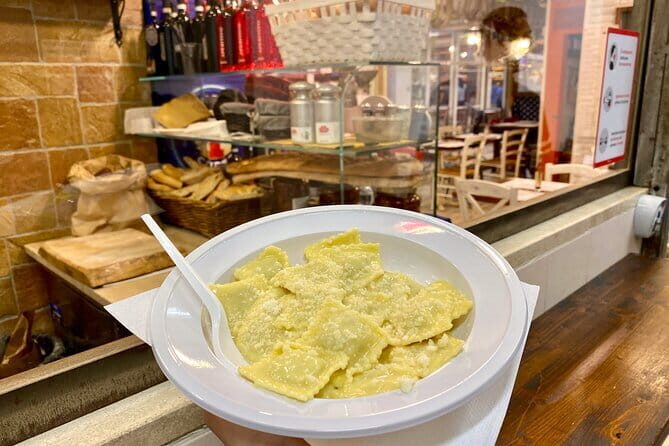 Cooking Class and Lunch at a Tuscan Farmhouse with Local Market Tour from Florence - Lunch with wine: Chianti pairings that make sense