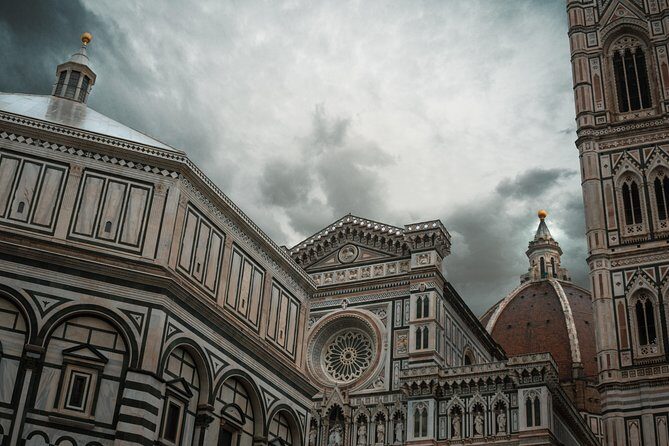 Dan Brown’s INFERNO Walk with a Local - San Lorenzo and the Medici tombs: Michelangelo’s New Sacristy area