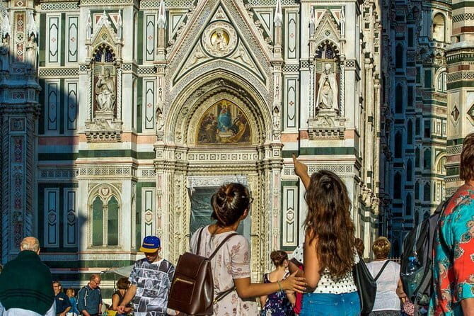 Fascinating Florence: Guided Walking Tour - Headsets, group size, and the walk pace that fits real visitors