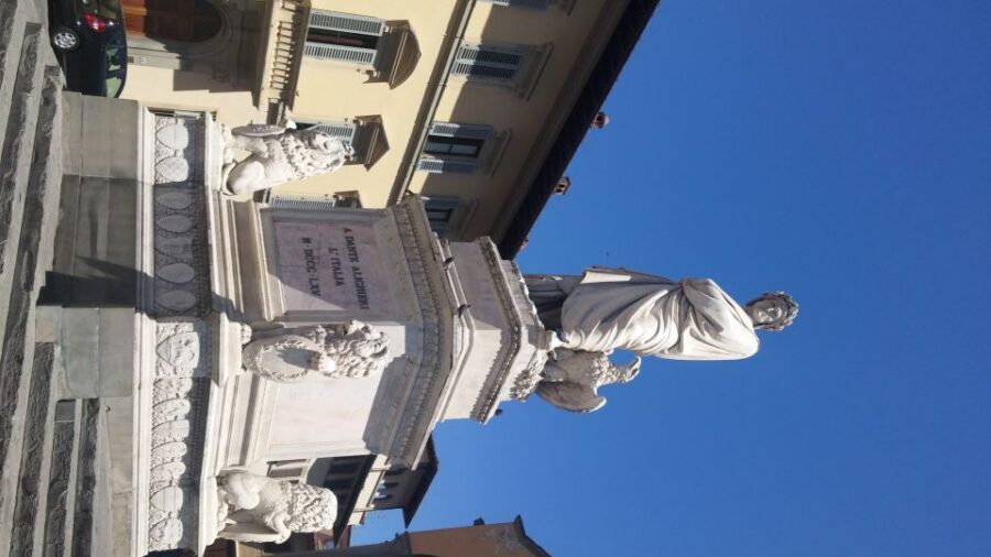 Florence: 1.5-hour Santa Croce Guided Experience - Practical tips before you go: clothes, questions, and comfort