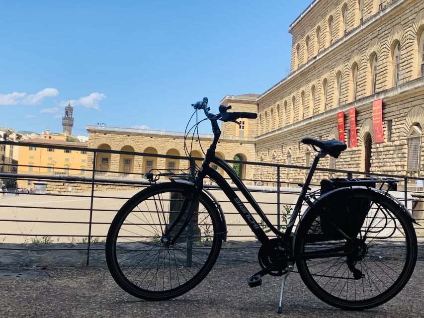 Florence: 2-Hour Guided Bike Tour - River crossings with Ponte Santa Trinita and Santo Spirito: where the ride feels most Florence