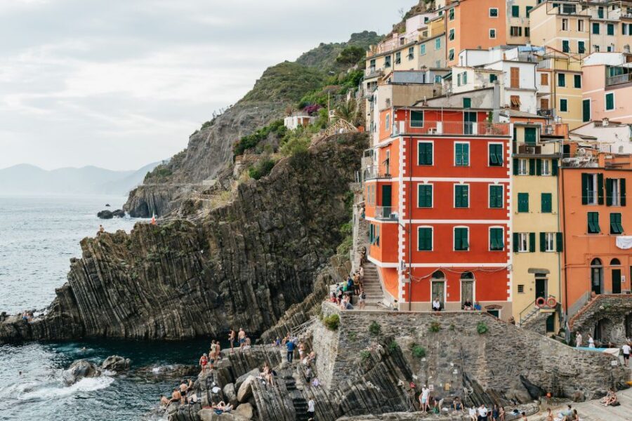 Florence: Cinque Terre Day Trip with Optional Hike - Price and value: is $152.93 worth it from Florence?