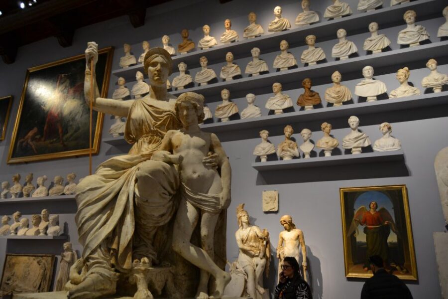 Florence: City Center, Accademia and Uffizi Gallery Tour - Uffizi Gallery: A 12th-to-16th-Century Painting Timeline