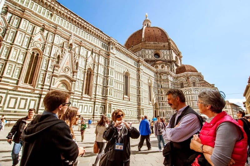 Florence: City Highlights Walking Tour + Wine Windows Option - Medici power, explained without museum lines