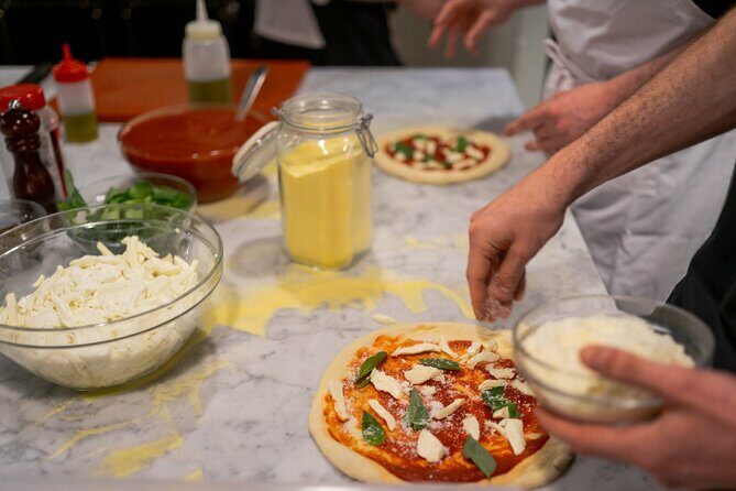Florence Cooking Class The Art of Making Gelato & Authentic Pizza - Wine, lunch or dinner, and the group rhythm (max 20)