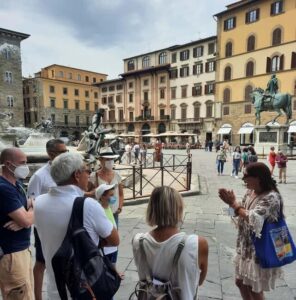 Florence: Dan Brown's Inferno 2-Hour Walking Tour - Meeting at Piazza della Signoria: Find Neptune First