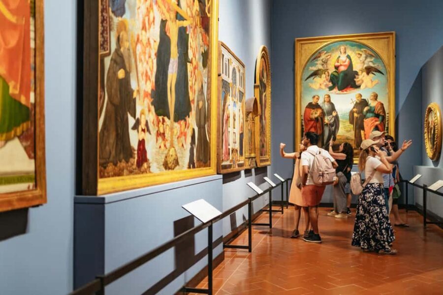 Florence: David, Cathedral & City Highlights Guided Tour - From Piazza della Signoria to Ponte Vecchio: the city walk you came for