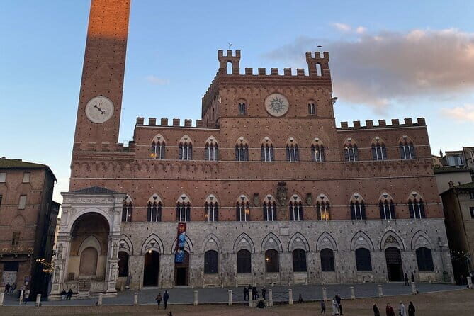 Florence: Day Trip with Free Time in San Gimignano and Siena - The Bus Ride Between Florence and San Gimignano (80 Minutes of Context)
