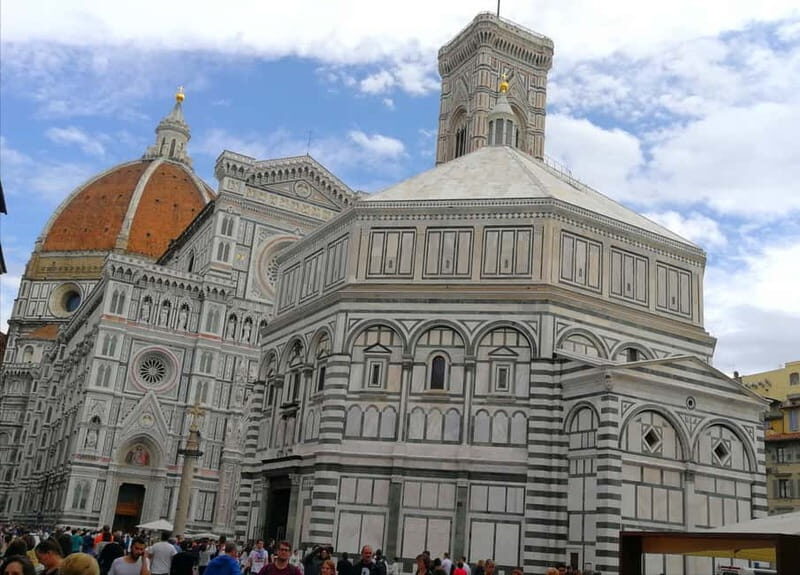 Florence: Duomo Area Tour and Brunelleschi Dome Climb Ticket - Who should book this tour (and who should skip it)