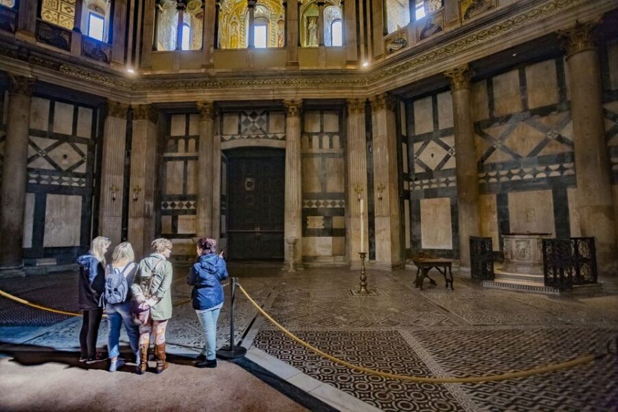 Florence Duomo, Baptistery & Opera Museum Audioguided Tour - Skip the line, but don’t skip the security check
