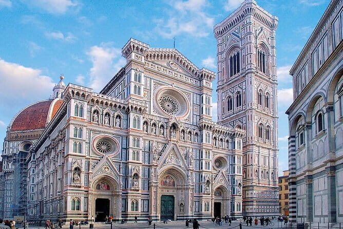 Florence: Duomo Cathedral Fast Track Entry Ticket - The dress code and the bag rule: your day’s biggest time savers