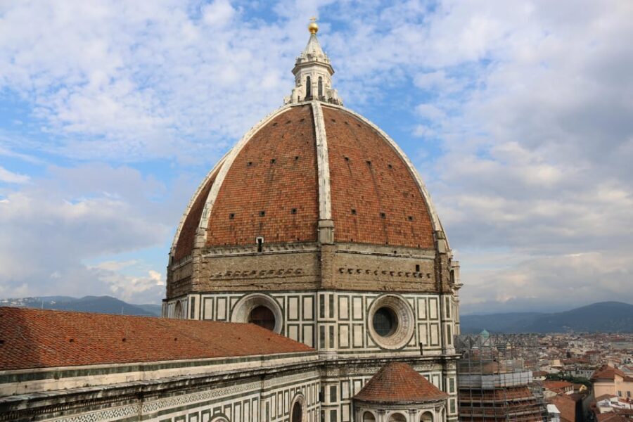 Florence: Duomo Cathedral Guided Tour - Who should book this Duomo hour, and who might want more