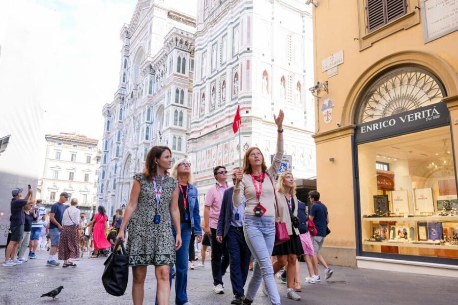 Florence: Duomo Cathedral Guided Tour with Fast-Track Entry - How long it takes and why small groups make it easier