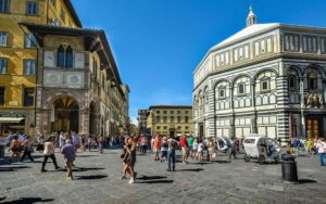 Florence: Duomo Cathedral Priority Entry Ticket & Audio App - What you actually see inside the Florence Cathedral