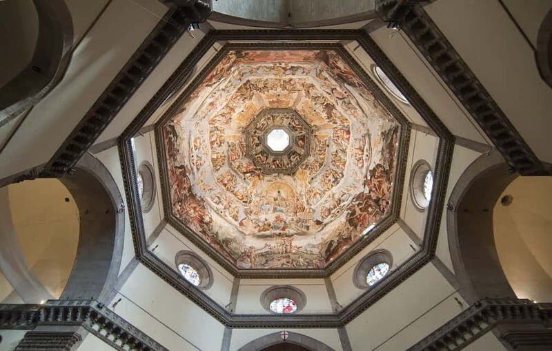 Florence: Duomo Cathedral Small Group Tour - Skip-the-line reality: what the “prioritized entry” feels like