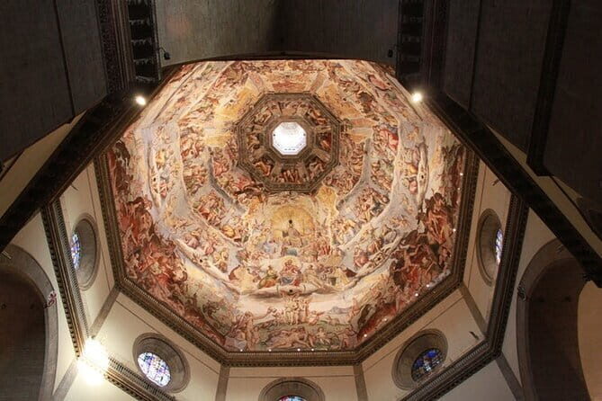 Florence Duomo Cathedral with Host & Audio Guide (Interior Only) - Timing and Lines: Priority Helps, But Security Rules Still Apply