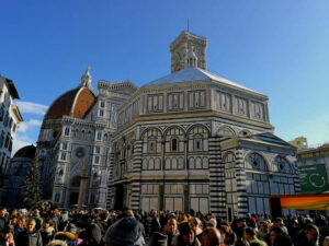 Florence: Duomo Skip-Any-Line Tour - Piazza del Duomo: where the tour starts outdoors