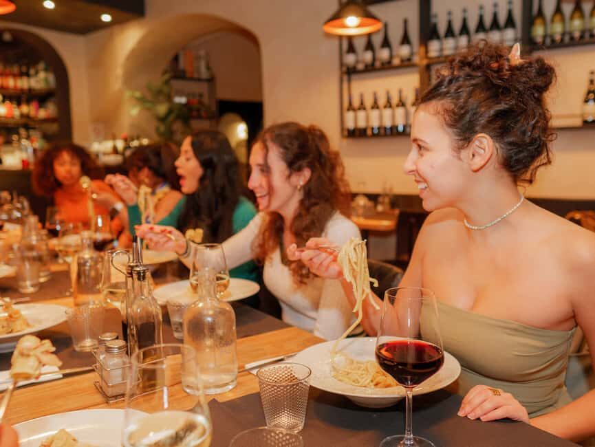 Florence: Flavours of Tuscany Food Tour - Stop 1 at Schiacci Passera: Kickoff With Tuscan Comfort