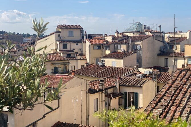 Florence Food Tour: Home-Made Pasta, Truffle, Cantucci, Olive Oil, Gelato - Stop 1: Florence Food Tours Base and a First Taste of the Day