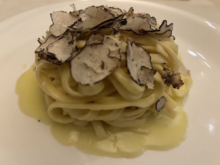 Florence: Guided Food Tour with Fiorentina Steak and Wine - Why This Florence Food and Wine Tour Feels Local