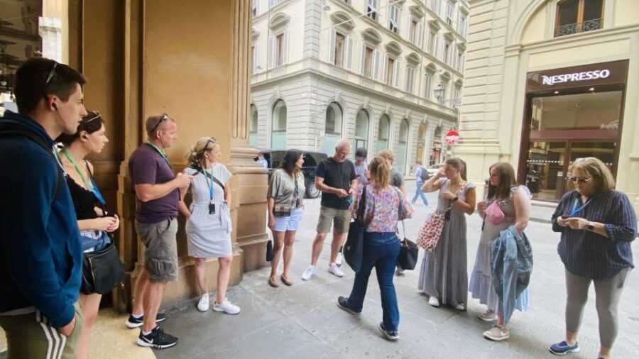 Florence: Guided Walking Tour - Basilica of San Lorenzo: a calm pause in the middle of the plan