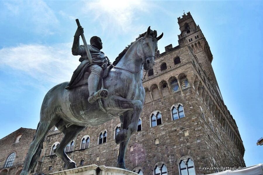 Florence: Inferno Private Walking Tour - Palazzo Vecchio / Palazzo della Signoria: power, art, and clues