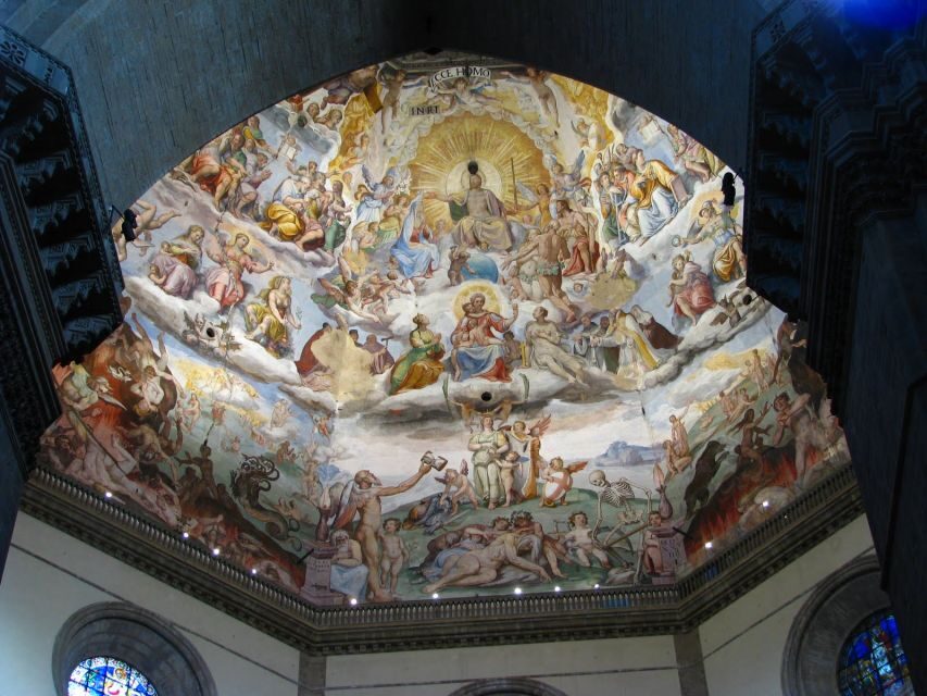 Florence: Inferno Private Walking Tour - Meeting at Pitti Square and getting your bearings fast
