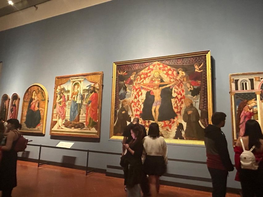 Florence: Michelangelo's David Entrance Ticket and Audio App - Timed Accademia entry: why the line-saving matters