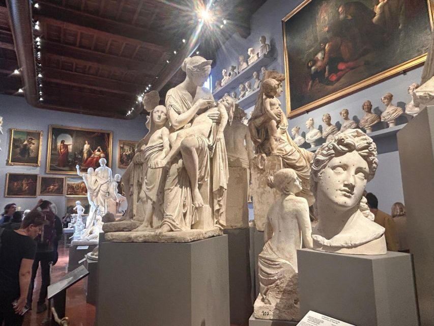 Florence: Michelangelo's David Entrance Ticket and Audio App - Inside the main hall: Michelangelo’s David up close