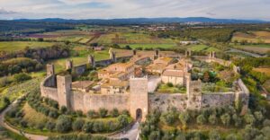 Florence: Monteriggioni & Val d'Orcia Optional Wine Tasting - Monteriggioni Walls: The Medieval Walk You’ll Remember