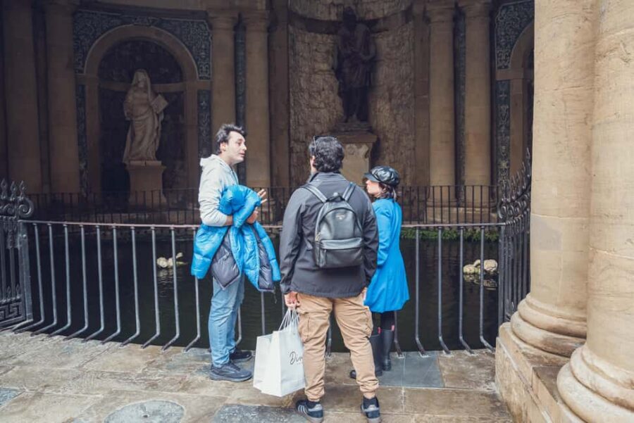 Florence: Palatina Gallery and Pitti Palace Guided Tour - Stop 2: Palazzo Pitti, Royal Apartments, and the shift in power