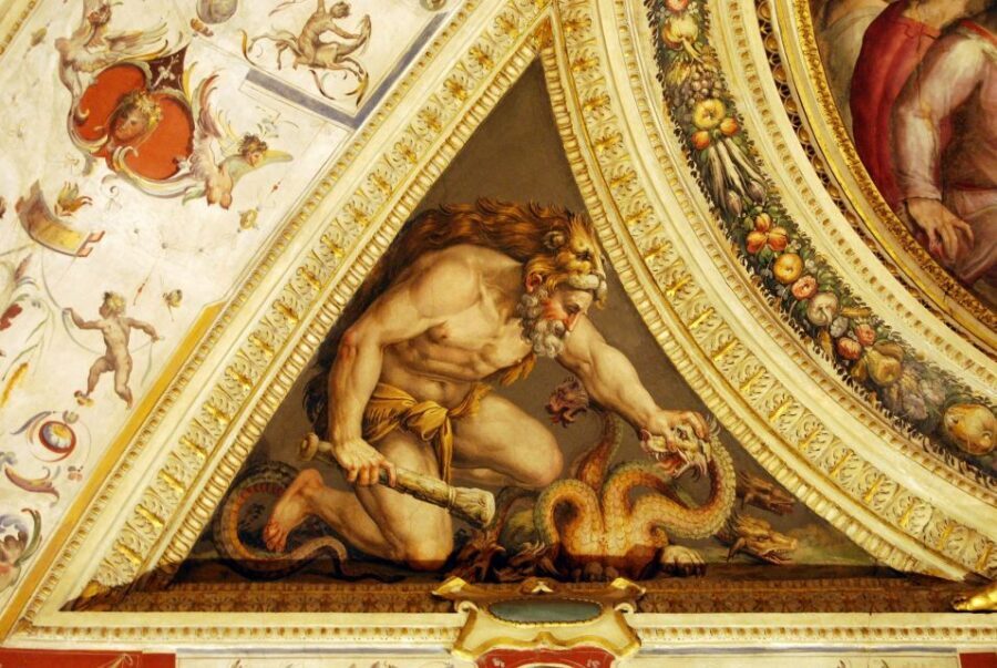 Florence: Palazzo Vecchio Guided Tour - The main event: Salone dei Cinquecento and the palace’s power show