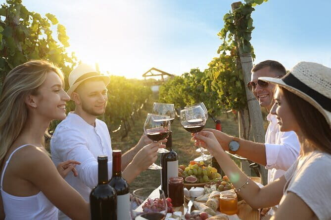 Florence: Pasta Cooking Class with Unlimited Wine - Vegetarian and Dietary Needs: What’s Supported