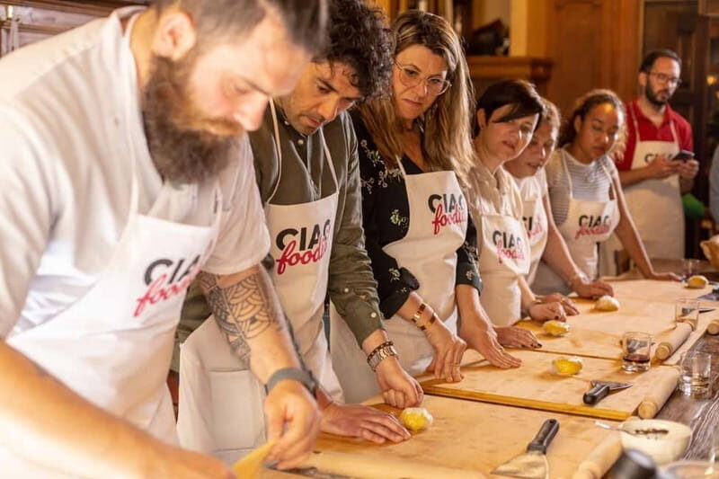 Florence: Pasta & Tiramisu Class with Unlimited Wine - Should you book it?