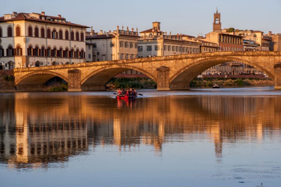 Florence: Pontevecchio Bridge and City Sights Rafting Cruise - Meeting on the Arno: Finding the Rafts Without Stress