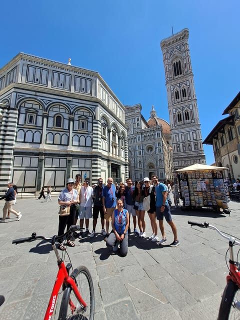 Florence: Private Bike Tour - The secret corridor moment near Pitti Palace