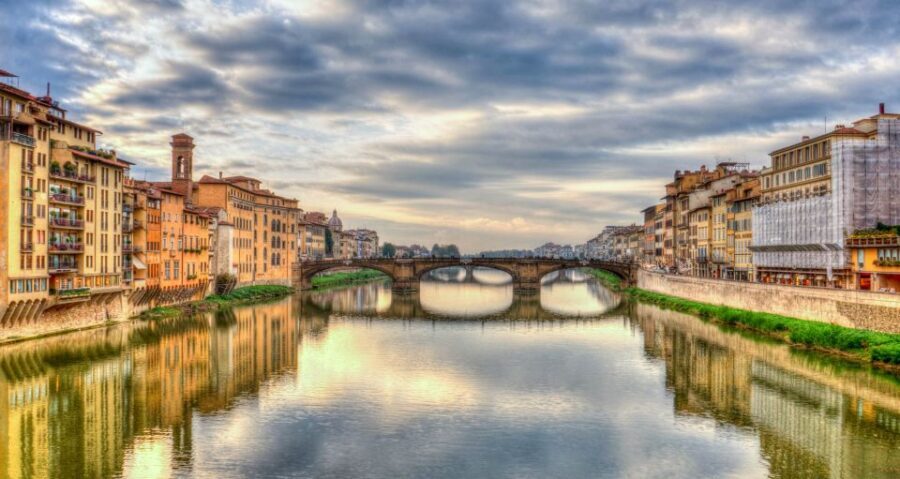 Florence: Private Customized Walking Tour with a Local Guide - Why a private Florence walk beats the usual big tour