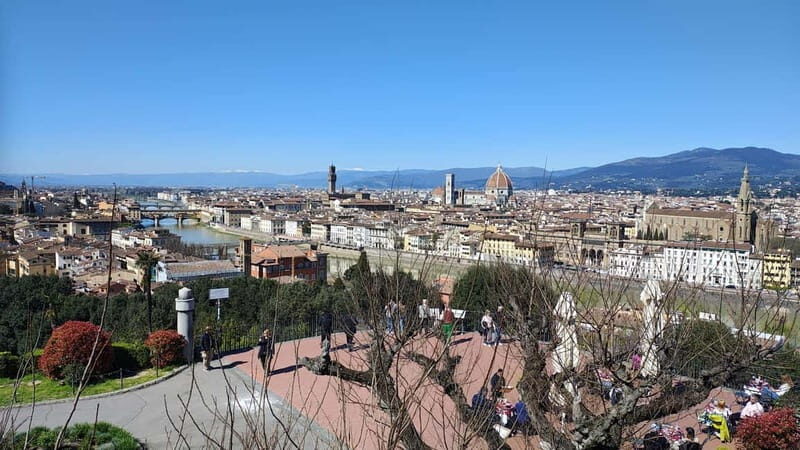 Florence: Private Electric Mini Car Tour with Local Guide - Why a private electric mini-car works so well in Florence