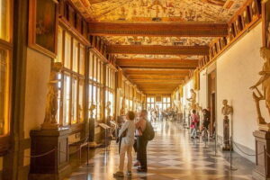 Florence Private Transportation in Rickshaw - Starting at Piazza della Repubblica, and finishing near Santa Croce