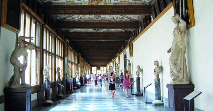 Florence: Private Uffizi Gallery Discovery Tour with Ticket - Where to meet and how entry works (Door 3 to Door 1)