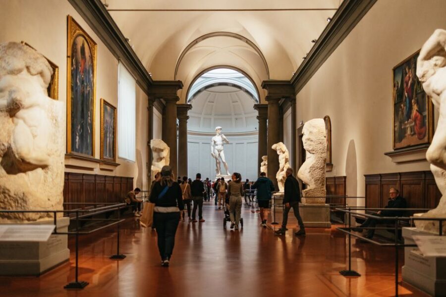 Florence: Skip-the-Line Accademia Guided Tour - Finding your guide near the Accademia: meeting points that actually make sense
