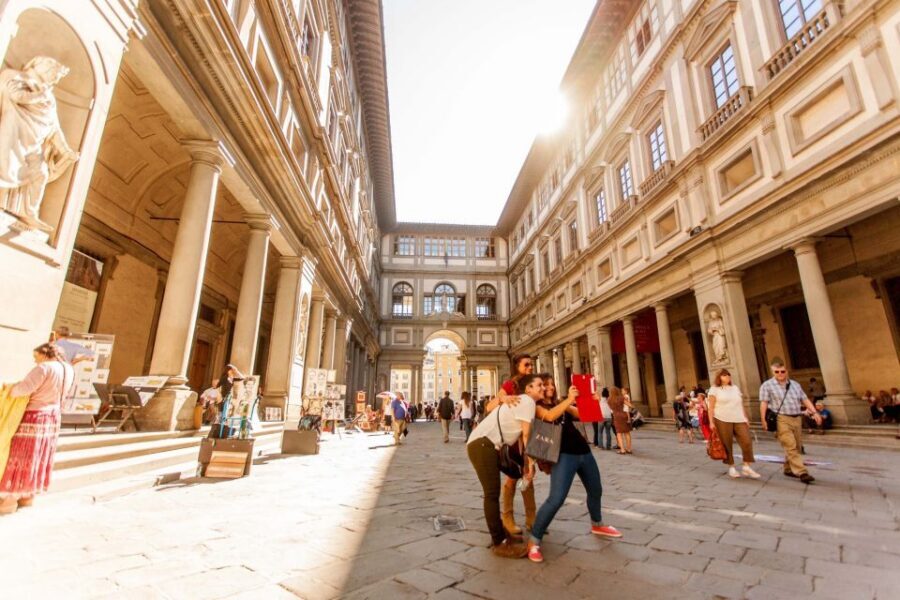 Florence: Skip-the-Line Uffizi Gallery Small Group Tour - Why the Uffizi Feels Different With a Local Guide