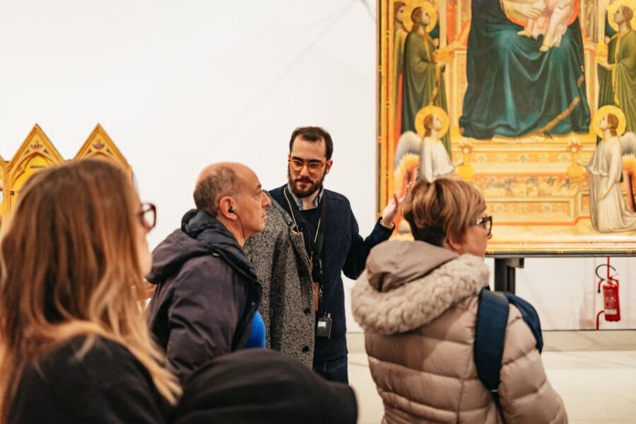 Florence: Skip-the-Line Uffizi Small Group Tour - Inside the Uffizi: What the 1.5-Hour Guided Route Actually Gives You
