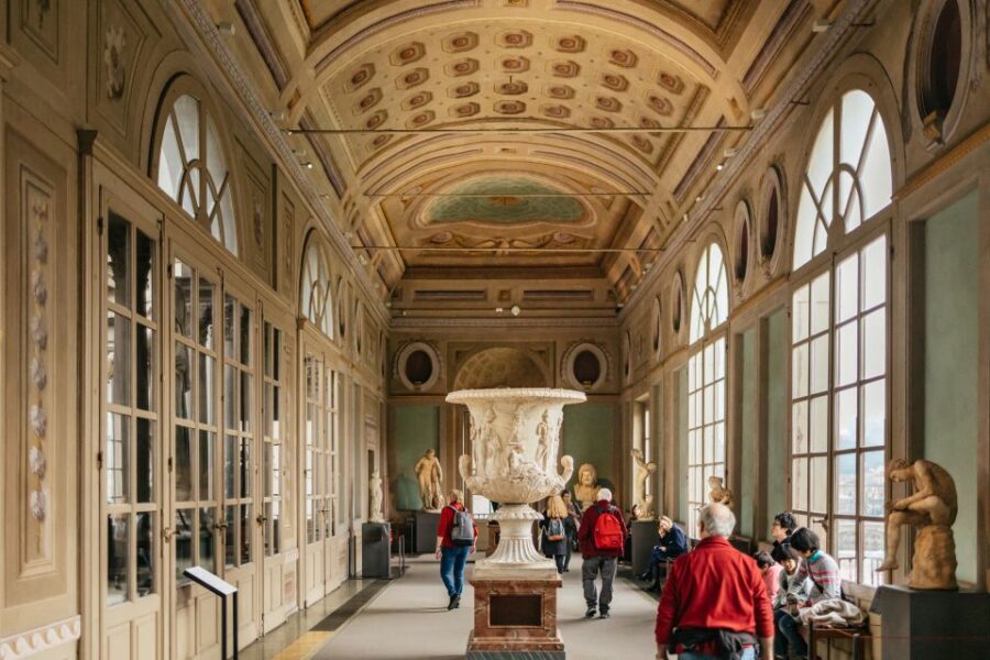 Florence: Skip-the-Line Uffizi Small Group Tour - The Terrace Finish: Refreshments and City Views
