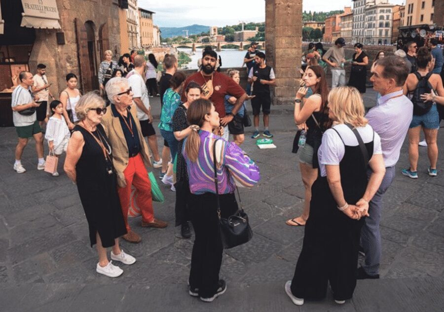 Florence: Small Group Guided Walking Tour - Ponte Vecchio on foot: experience the bridge as a street