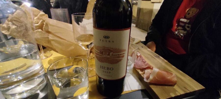 Florence: Sunset Sightseeing Tour and Wine Tasting - Santo Spirito: a calm Florence pause