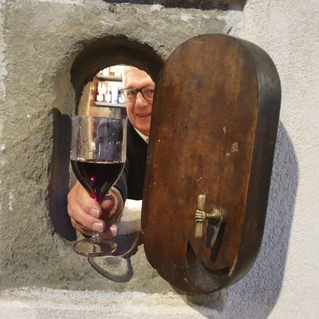 Florence: Sunset Sightseeing Tour and Wine Tasting - Where you meet on Ponte Vecchio (and how not to miss it)