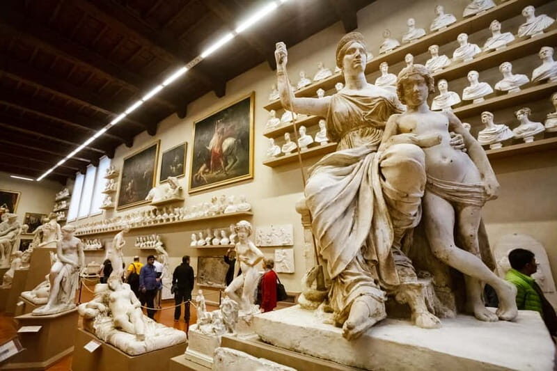 Florence: Timed Entrance Ticket to Michelangelo’s David - Finding the Meeting Point: Red Point vs Green Point